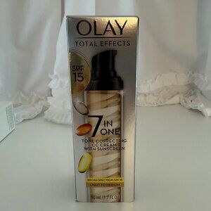 Olay Total Effects 7-In-One Tone Correcting CC Cream With SPF 15 50ml Light To M